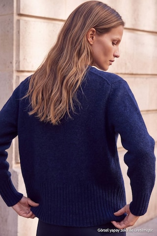 Trendyol Strickjacke in Blau