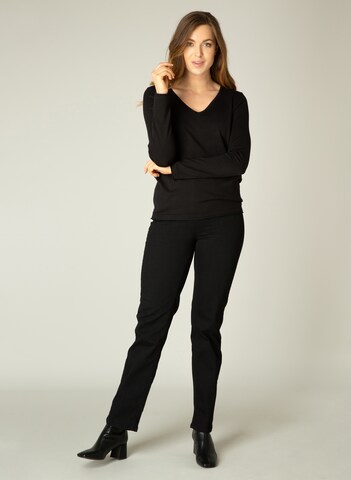 BASE LEVEL Sweater 'Yola' in Black