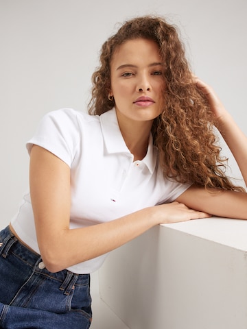 Tommy Jeans - Camisa 'ESSENTIAL' em branco