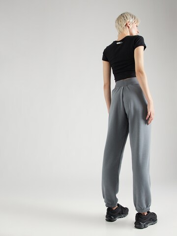 Nike Sportswear Tapered Hose 'PHOENIX FLEECE' in Grau