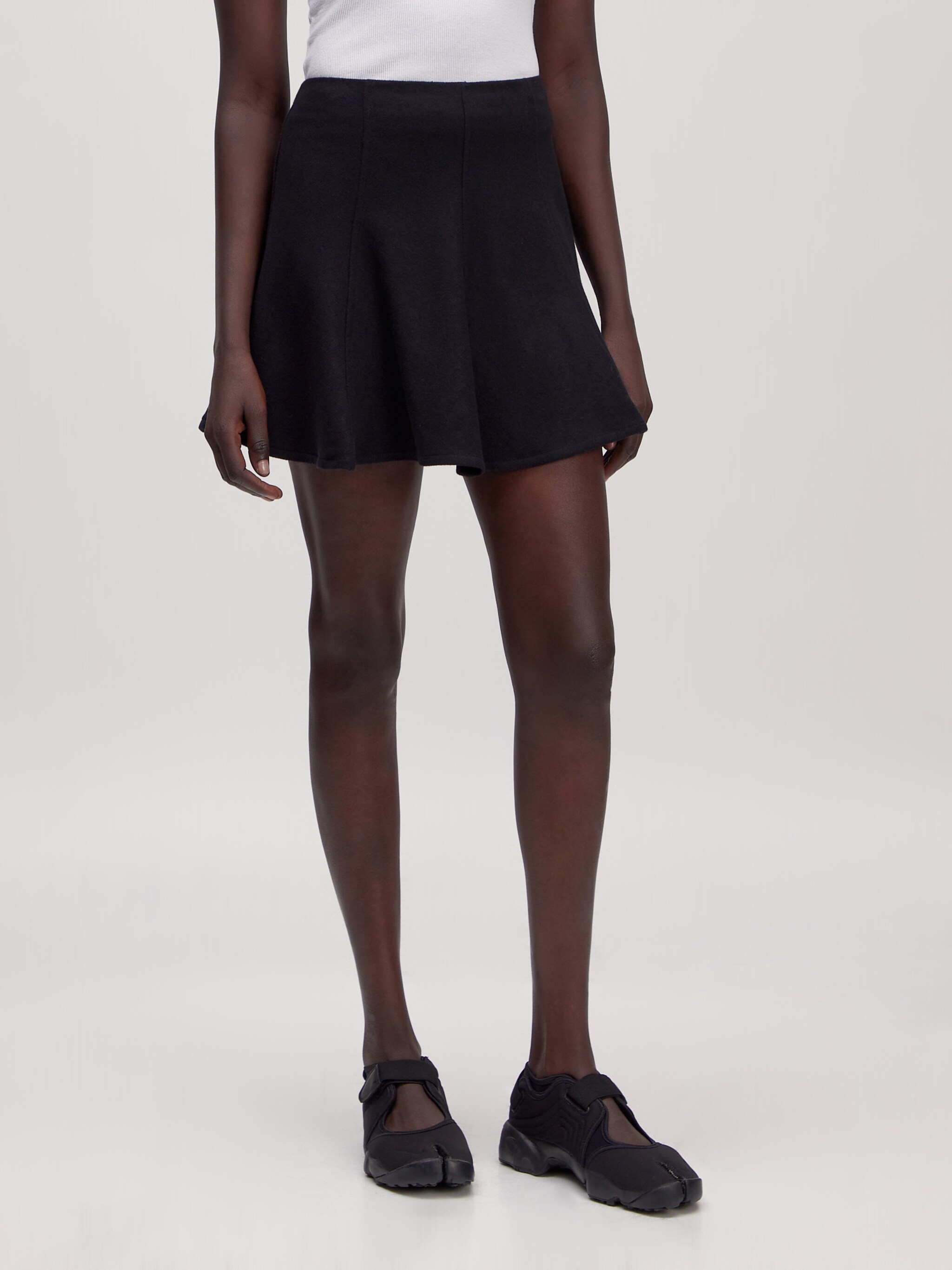 EDITED Produkte Rock 'Frike' schwarz