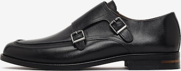 Chaussure basse Derimod en noir : devant