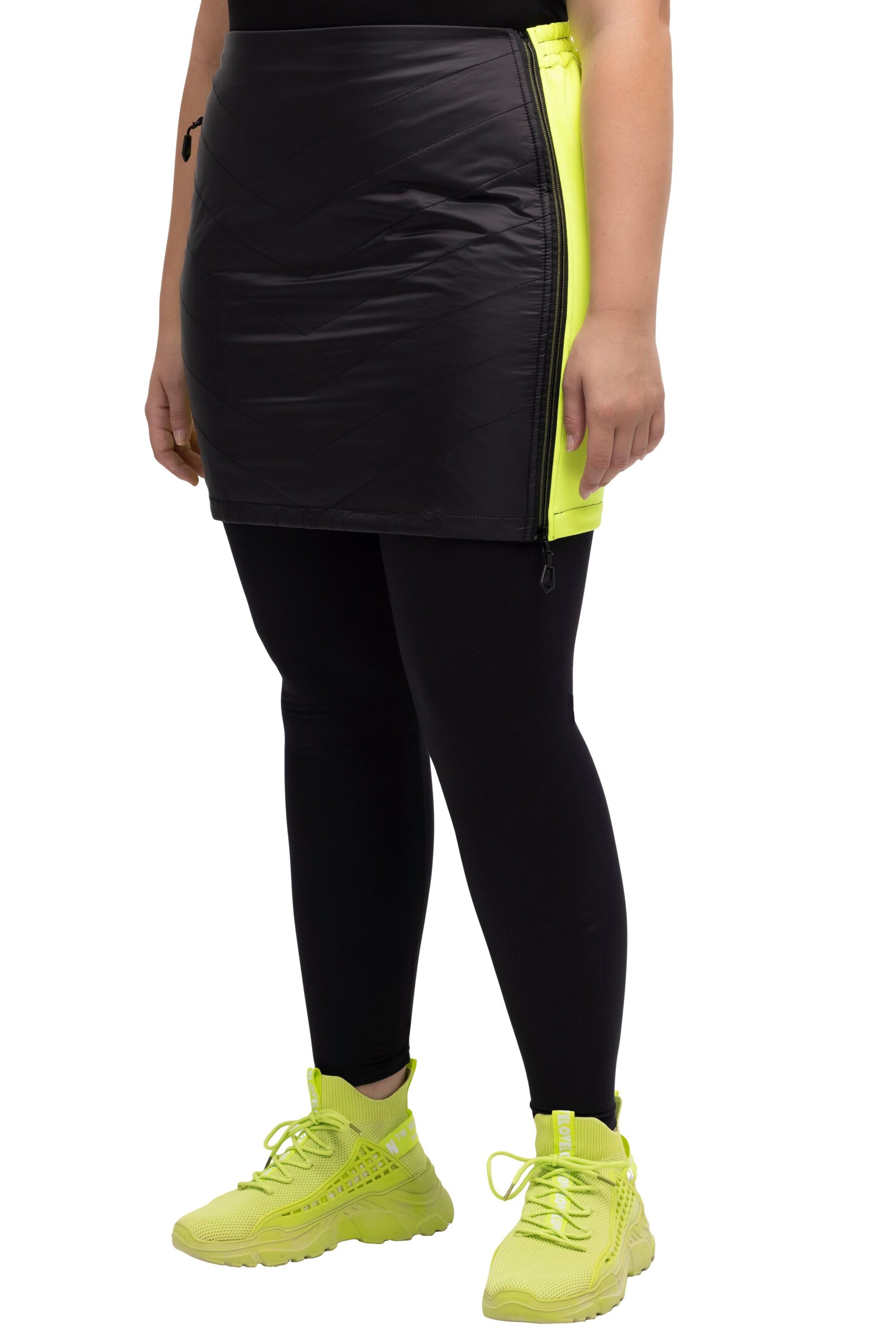 Ulla Popken Sportrok in Zwart: voorkant