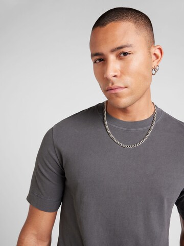 T-Shirt 'Raphael' DRYKORN en gris