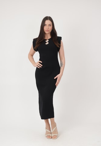 Elara Strikkjole i sort: forside