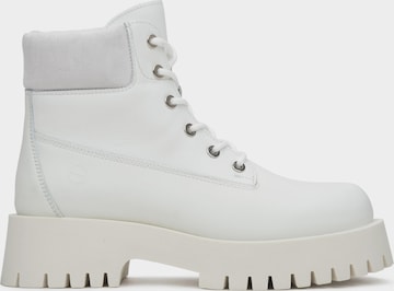 Estro Booties '09-3329' in White: front