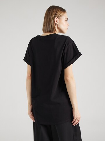 Tricou de la PINKO pe negru