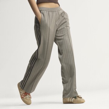 Largi Pantaloni 'Classic' de la ADIDAS ORIGINALS pe maro