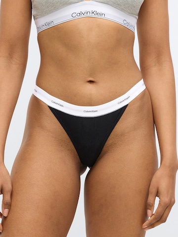 Calvin Klein Underwear Стринг в сиво