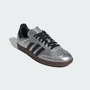 Baskets basses 'Samba' ADIDAS ORIGINALS en argent