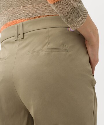 BRAX Loosefit Chino 'Maine' in Groen