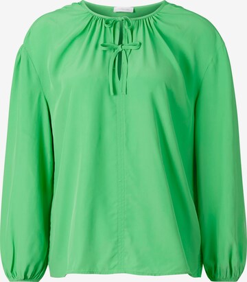 Rich & Royal Blouse in Green: front