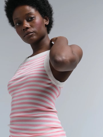 Seamless Basic Overdel 'Silky Daze' i pink