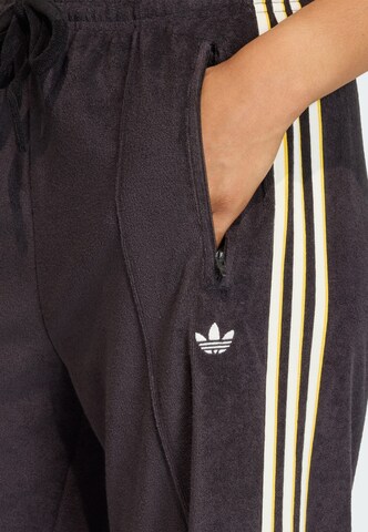 Loosefit Pantaloni 'Firebird' di ADIDAS ORIGINALS in nero