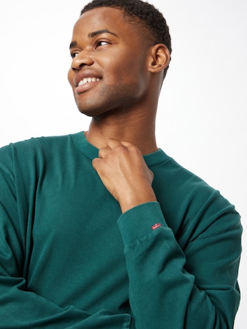 T-Shirt 'Levi's® Red Tab™ Long Sleeve Tee' LEVI'S ® en vert