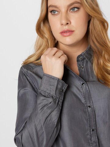 ONLY Carmakoma Blouse 'CANTO' in Grey