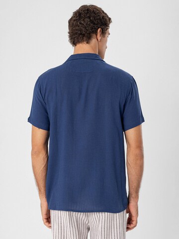 Coupe regular Chemise Antioch en bleu
