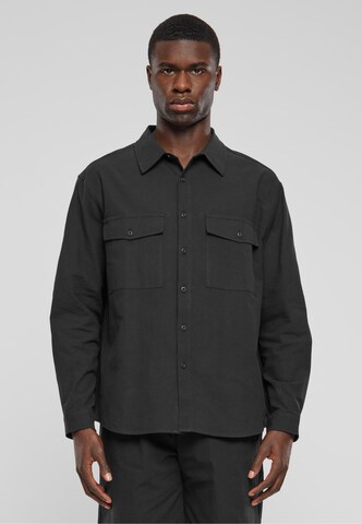 Urban Classics Comfort fit Button Up Shirt in Black: front