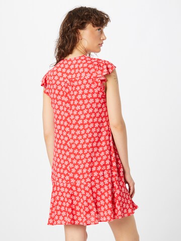 Rochie tip bluză de la Whistles pe roșu