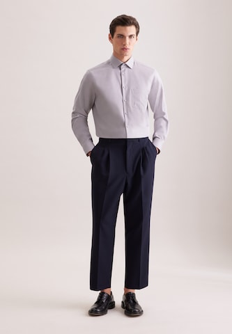 Coupe regular Chemise business 'SMART ESSENTIALS' SEIDENSTICKER en gris