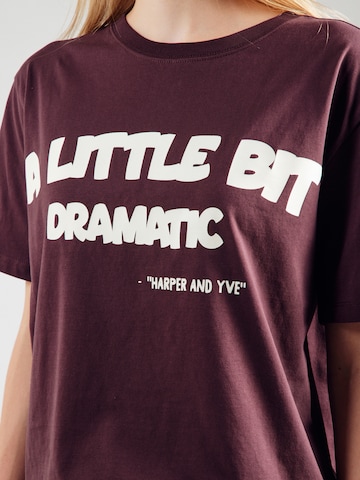 Harper & Yve T-shirt i brun