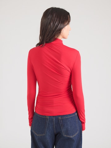 & Other Stories - Camiseta en rojo