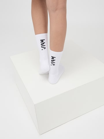 ABOUT YOU x VIAM Studio Socks 'MICHAEL' in White: front