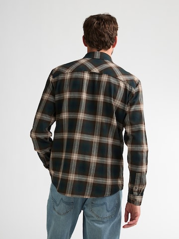 Petrol Industries - Ajuste regular Camisa en verde