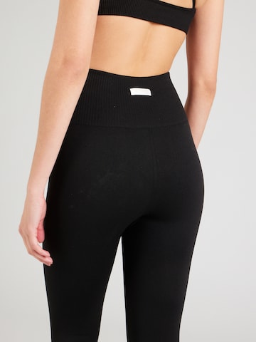 BJÖRN BORG Skinny Sportbroek 'STUDIO' in Zwart