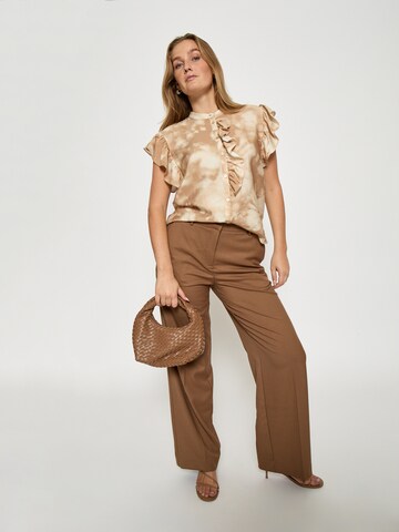 minus - regular Pantalón 'Elvera' en marrón