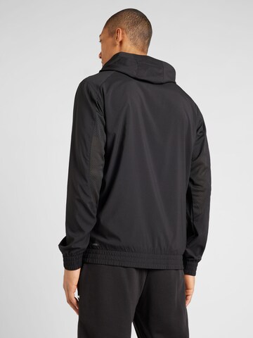 PUMA Sportjacke in Schwarz