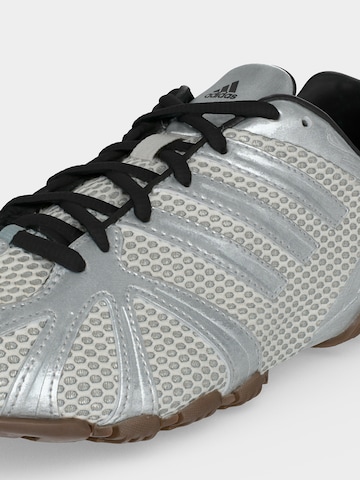 ADIDAS ORIGINALS Низкие кроссовки 'GHOST SPRINT' в Серебристый