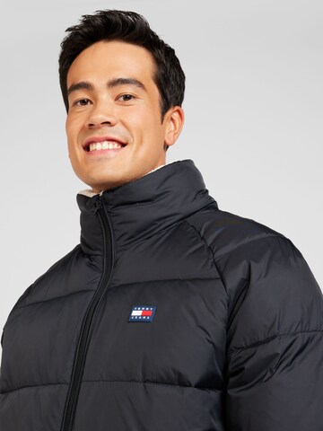 Tommy Jeans - Chaqueta de invierno en negro