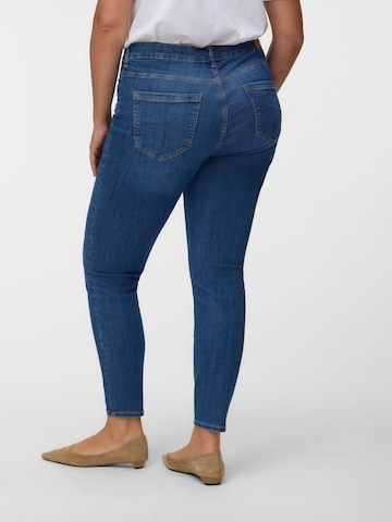 Skinny Jeans 'VMCSofina' di Vero Moda Curve in blu