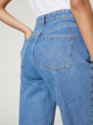 A LOT LESS Regular Jeans 'Jessie' i blå