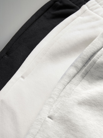 The Set Regular Trousers in Grey