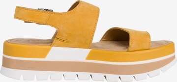 TAMARIS Páskové sandály – žlutá