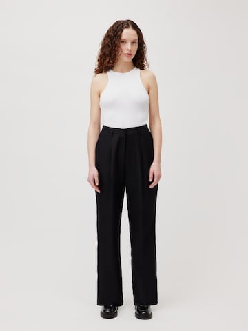 Loosefit Pantaloni con piega frontale 'Simona' di LeGer by Lena Gercke in nero