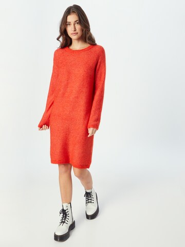SELECTED FEMME Knitted dress in Red: front