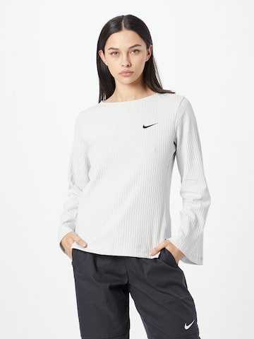 Nike Sportswear Футболка в Серый: спереди