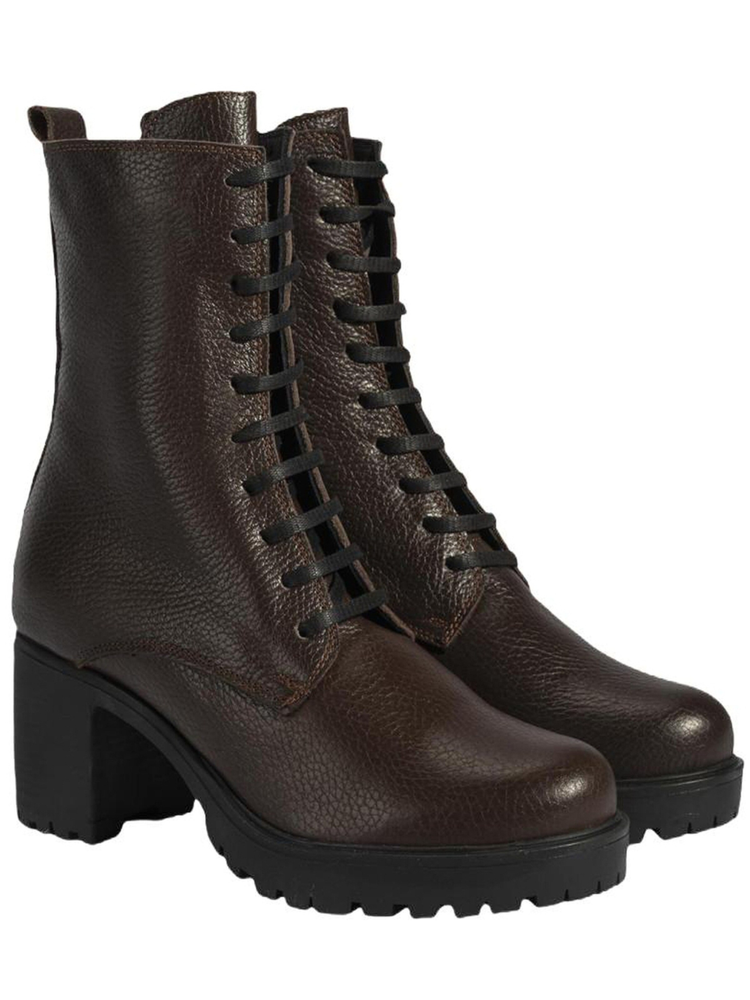 Desa Boots in Brown