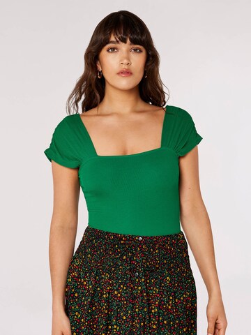 Body Apricot en vert : devant