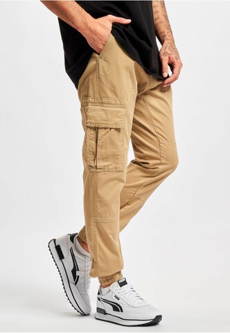 2Y Premium Tapered Cargo Jeans in Beige