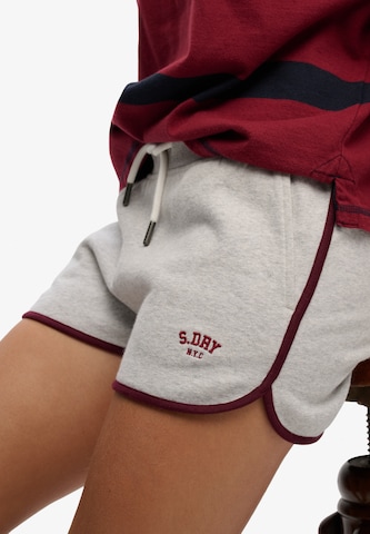 Superdry & Co Slimfit Broek in Grijs