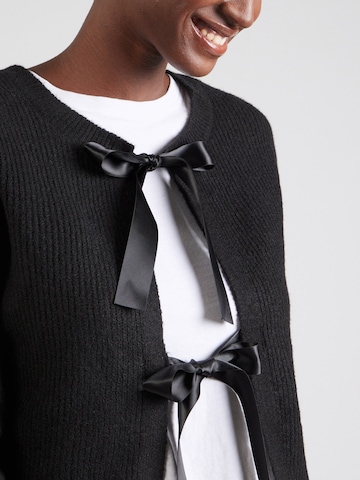 PIECES Cardigan 'PCRILLY' i sort