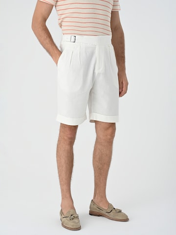 Antioch Regular Pleat-front trousers in White