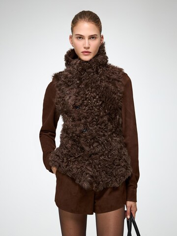 V S P Vest 'Solene' i brun