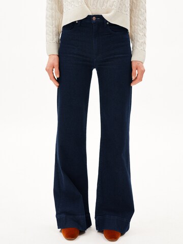 ARMEDANGELS Wide Leg Jeans 'MURLIAA' in Blau: predná strana