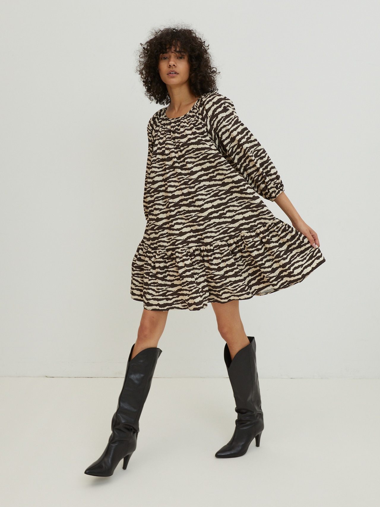 EDITED Vestido 'Paola' beige