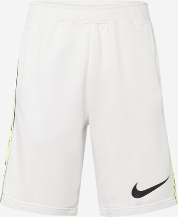 Pantalon Nike Sportswear en blanc : devant